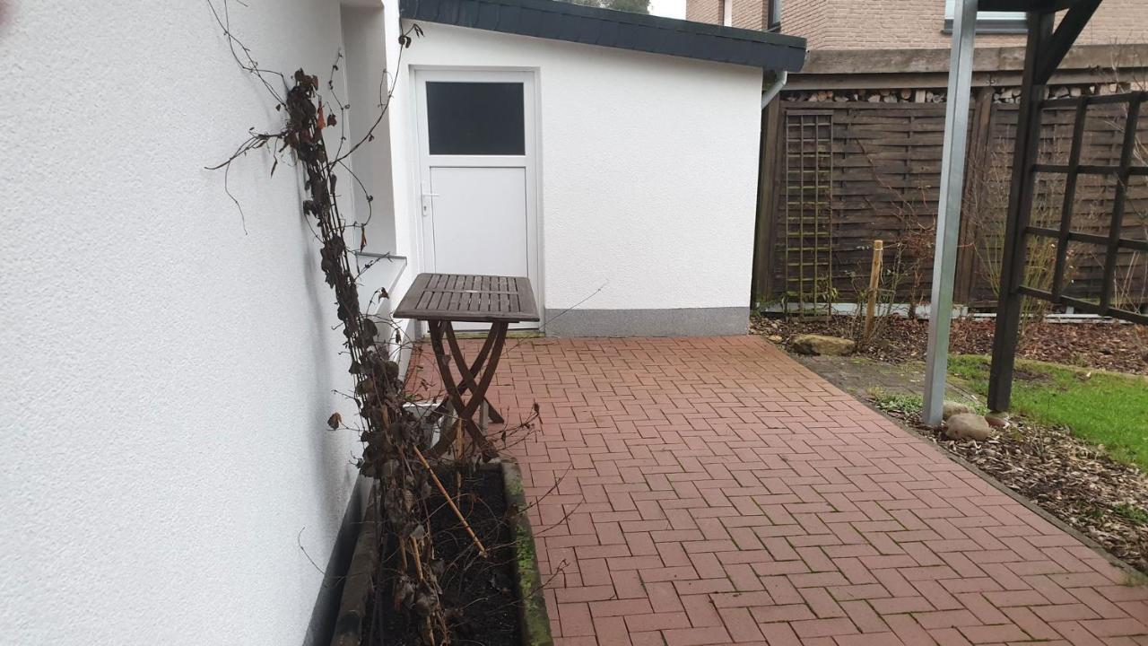 Ferienwohnung Mit Terrasse, Kostenloses Wlan, Parkplatz Bad Oeynhausen Dış mekan fotoğraf