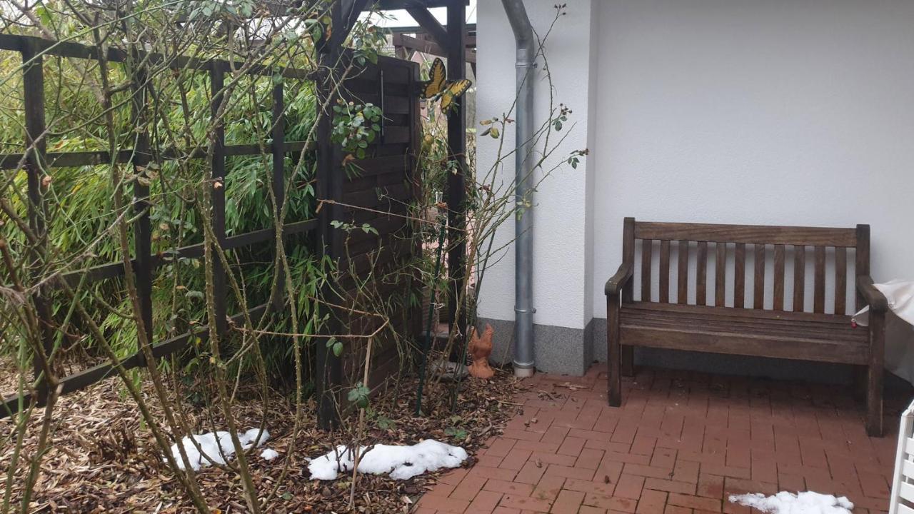 Ferienwohnung Mit Terrasse, Kostenloses Wlan, Parkplatz Bad Oeynhausen Dış mekan fotoğraf