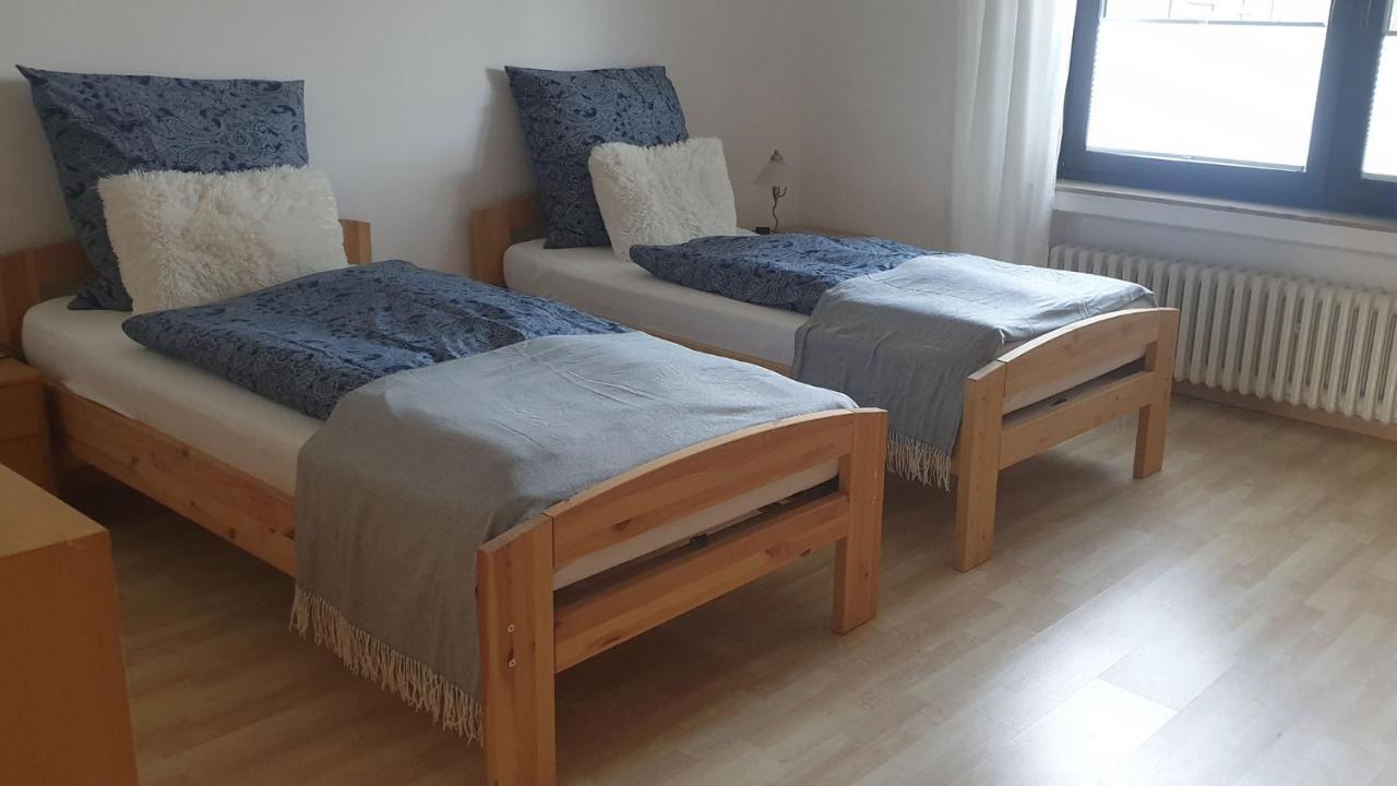 Ferienwohnung Mit Terrasse, Kostenloses Wlan, Parkplatz Bad Oeynhausen Dış mekan fotoğraf